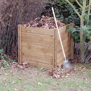 Forest Slot Down Wooden Composter