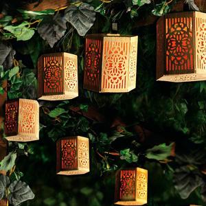 20 Decorative Wooden Lanterns