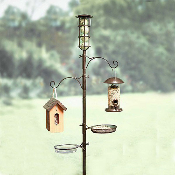 Fat Ball Torch Feeding Station