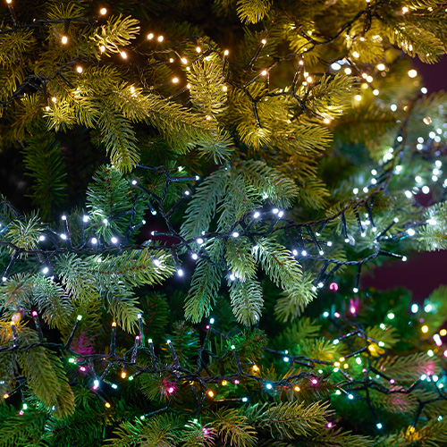 Are Christmas lights expensive to run?