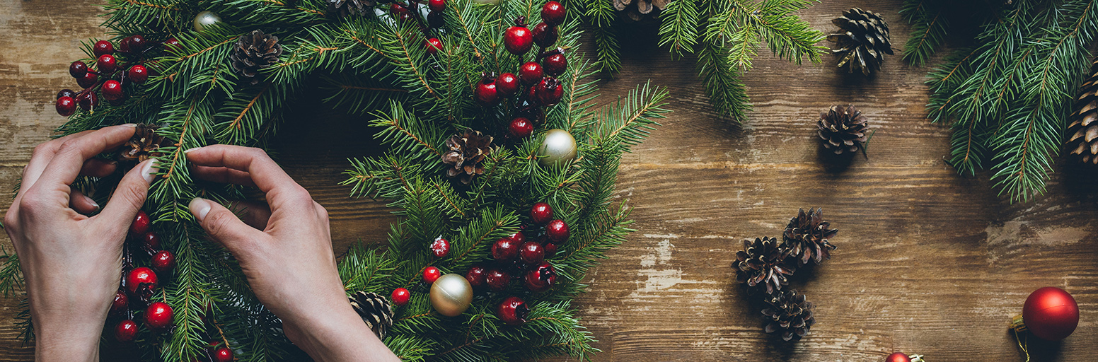 Christmas Wreaths and Garlands