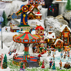 Lemax Christmas Villages