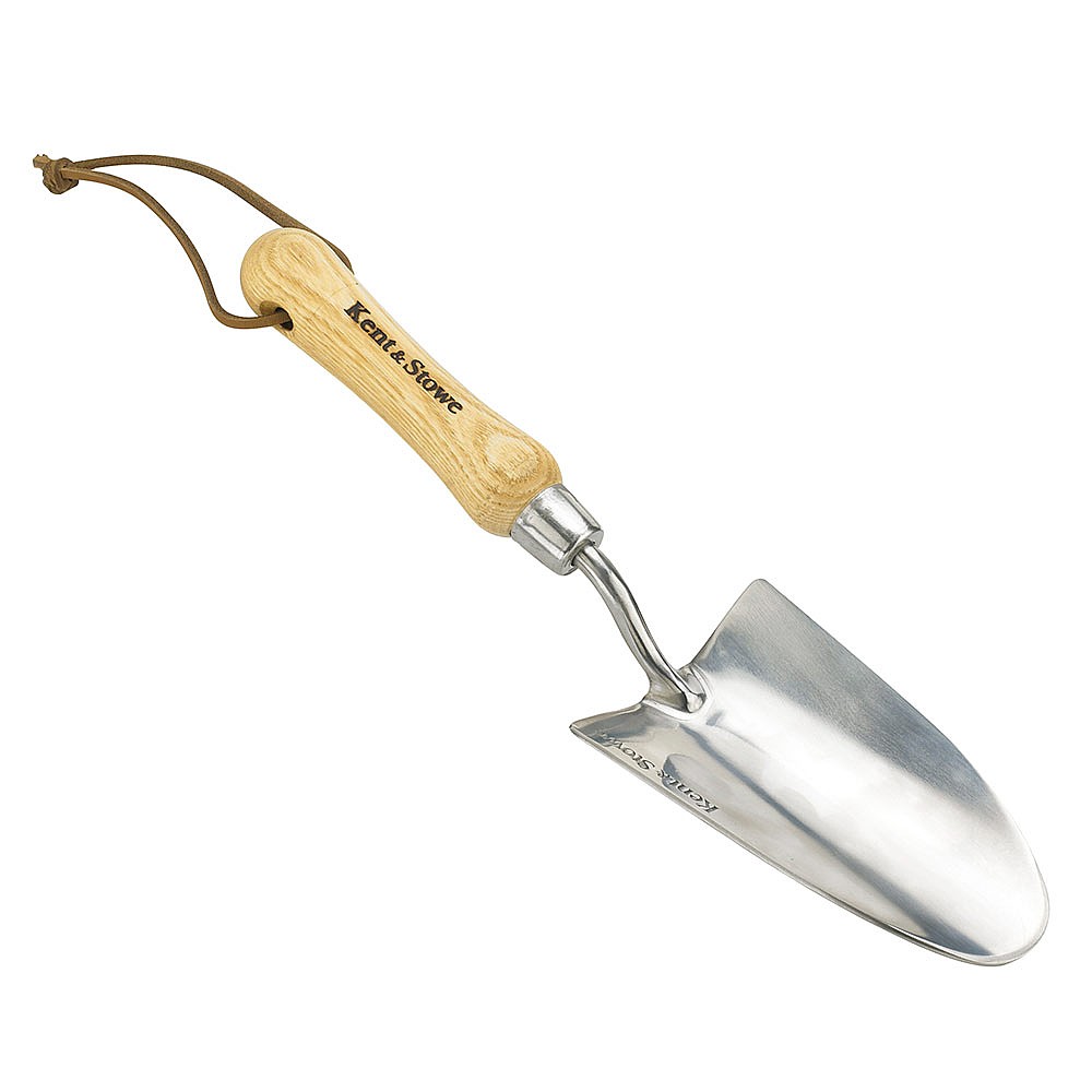 Stainless clearance steel trowel