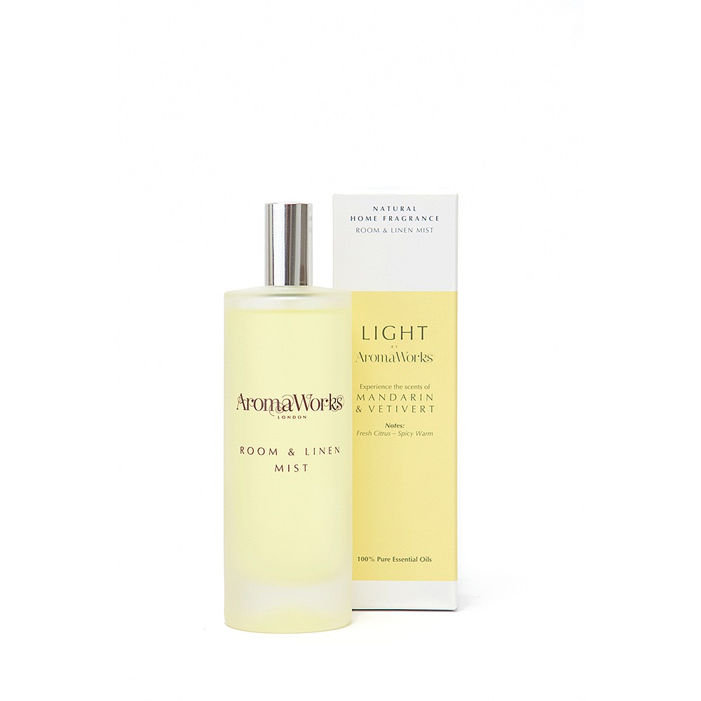 AromaWorks Light Range - Mandarin & Vetivert Reed Diffuser 200ml AromaWorks Light Range - Mandarin & Vetivert Reed Diffuser 200ml