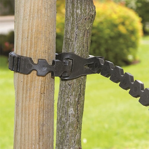 Garland Tree Tie - 48cm (19")