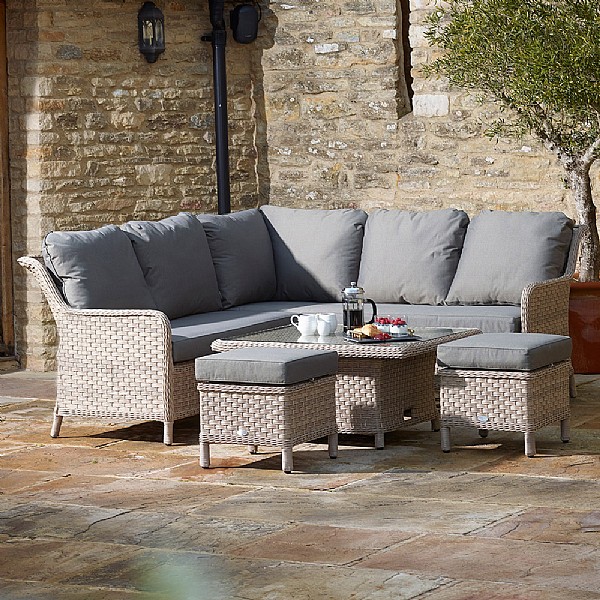 Bramblecrest Blenheim Mini Casual Dining Set with Adjustable Table