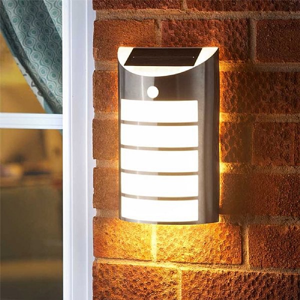 Smart Solar PIR Solar Welcome Light Warm White 100 Lumen Garden Lighting Webbs Garden Centres