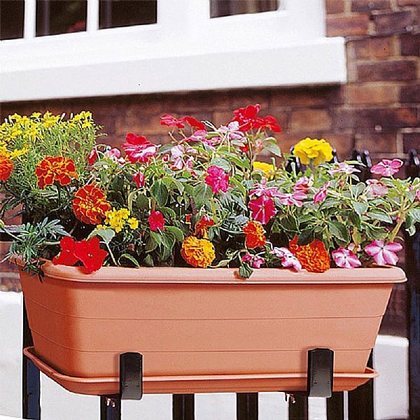 Plastic Troughs Garden Pots & Planters Gardening bs Garden Centre