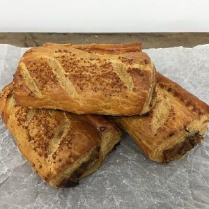 Food at Webbs Hog Roast Sausage Roll (4 Pack)