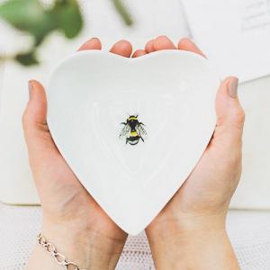 Toasted Crumpet Bumblebee Heart Dish