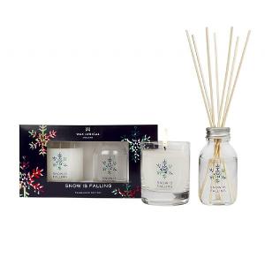 Wax Lyrical Made in England Snow Is Falling Gift Set