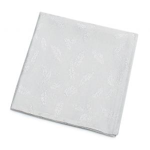 Peggy Wilkins Silver Holly Set of 4 White Napkins