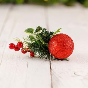 Red Baubles Pick 17cm