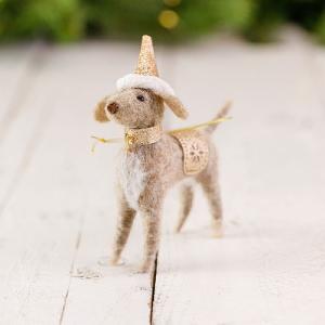 Felt Labrador in Hat Tree Decoration
