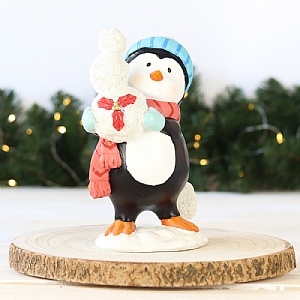 Penguin Hugging Snowball (23cm)