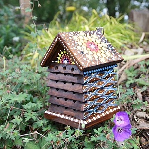 Wildlife World Artisan Bee Hotel