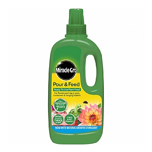 Miracle-Gro Pour & Feed Ready To Use 1L