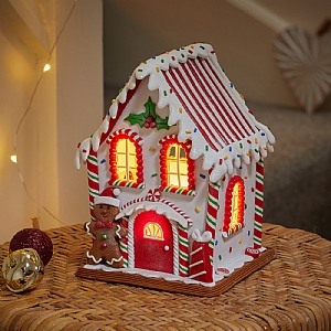 Three Kings Gingerbread Candy Cabin