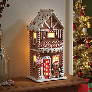 Three Kings Gingerbread Candy Home