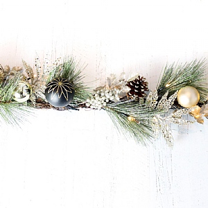 270cm Natural Garland With Gold Balls And Berries