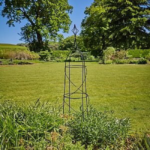 Tom Chambers Sirius Obelisk