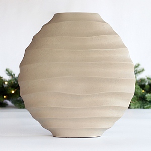 Spiral Flat Vase (36cm) - Ivory