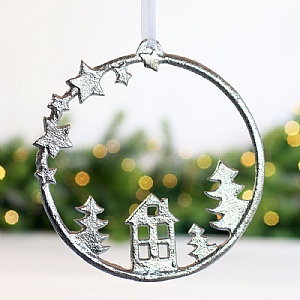 Hanging House Scene Decoration – Silver (15cm)  