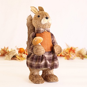 Standing Mrs Squirrel (48cm)