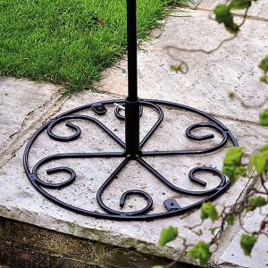 Tom Chambers Bird Station Patio Stand