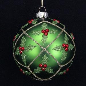 Matt Green with Holly Trellis Bauble 80mm