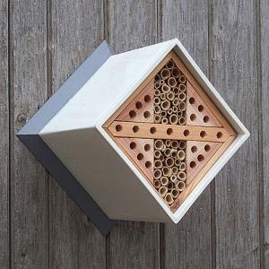 Urban Bee Nester
