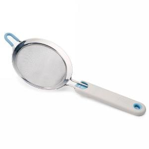 Joseph Joseph Shake-It Self-Tapping Sieve Small Light Grey