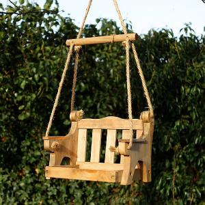 Wildlife World Swing Seat Bird Feeder