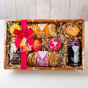 Cottage Delight Teatime Favourites Festive Hamper