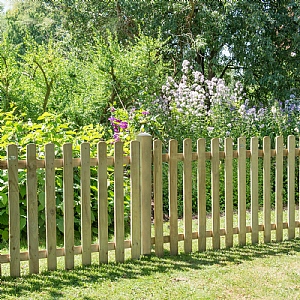 Forest 6ft x 3ft Pressure Treated Heavy Duty Pale Fence Panel (1.83 x 0.9)